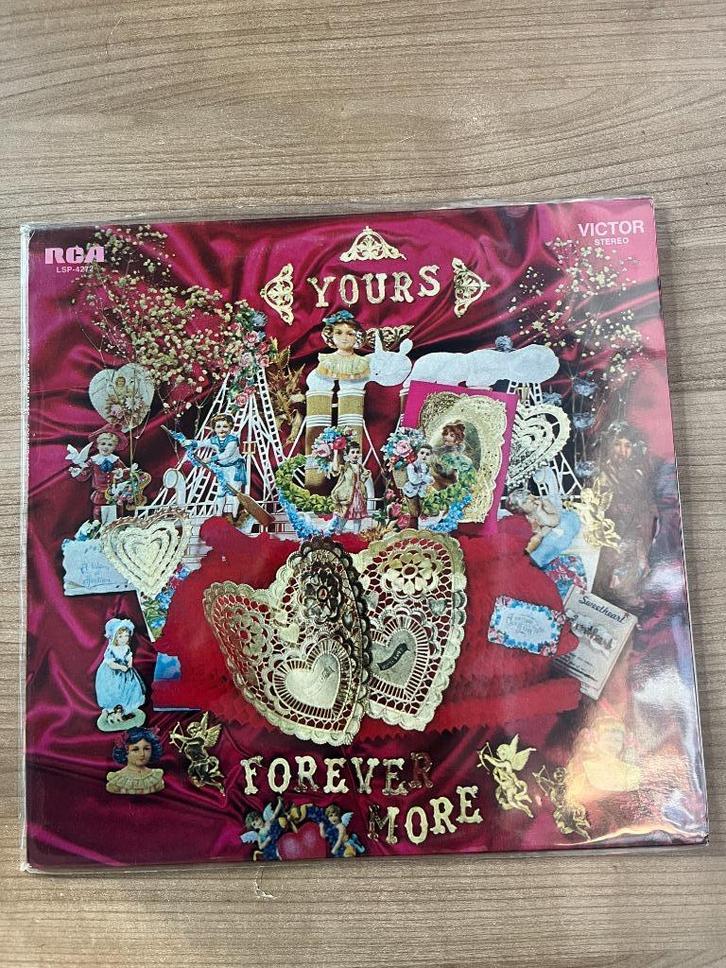 FOREVER MORE - YOURS, Cd's en Dvd's, Vinyl | Rock, Gebruikt, Progressive, Verzenden