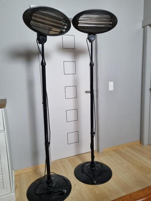 Terrasverwarmer, 2 stuks beschikbaar, Tuin en Terras, Terrasverwarmers, Gebruikt, Elektrisch, Vloer, Draaibaar, Ophalen