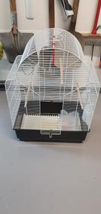 Vogelkooi - 30cmx50cmx70cm (lxbxh) - met zand, voeding, ...., Ophalen, Zo goed als nieuw, Metaal, Vogelkooi