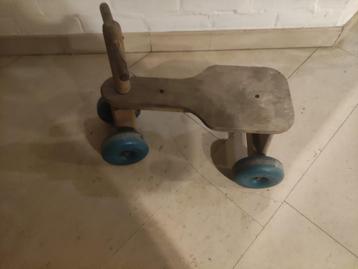 Antiek Kinder Loopfiets beschikbaar voor biedingen