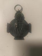 s'agit d'une Croix de l'Yser (Yser Cross). 

Cette distincti, Collections, Enlèvement ou Envoi