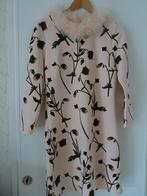 K-Design jurk maat M NIEUW, Neuf, Enlèvement ou Envoi, Autres couleurs, Longueur genou