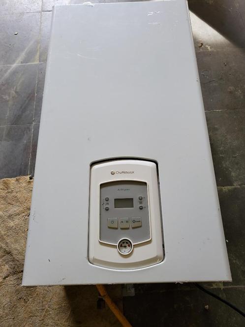 2 nieuwe ketels + accessoires, Auto-onderdelen, Airco en Verwarming, Nieuw, Ophalen