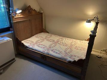 Ancien Lit en Bois beschikbaar voor biedingen