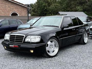 Mercedes-Benz E 500 V8  FULL | Airco | Heated seats | Sun beschikbaar voor biedingen