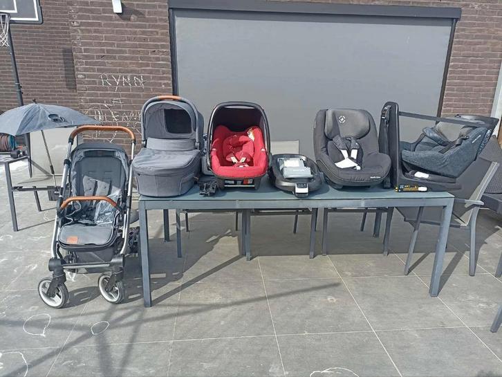 Volledige set wandelwagen - maxi cosi - autostoel Mutsy, Kinderen en Baby's, Kinderwagens en Combinaties, Zo goed als nieuw, Combiwagen