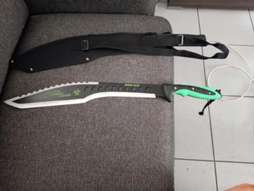 Nieuw sierzwaart  beschikbaar voor biedingen