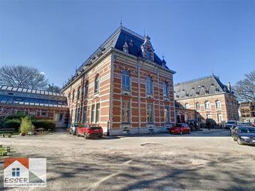 Industriel à vendre à Anderlecht, 3 chambres disponible aux enchères