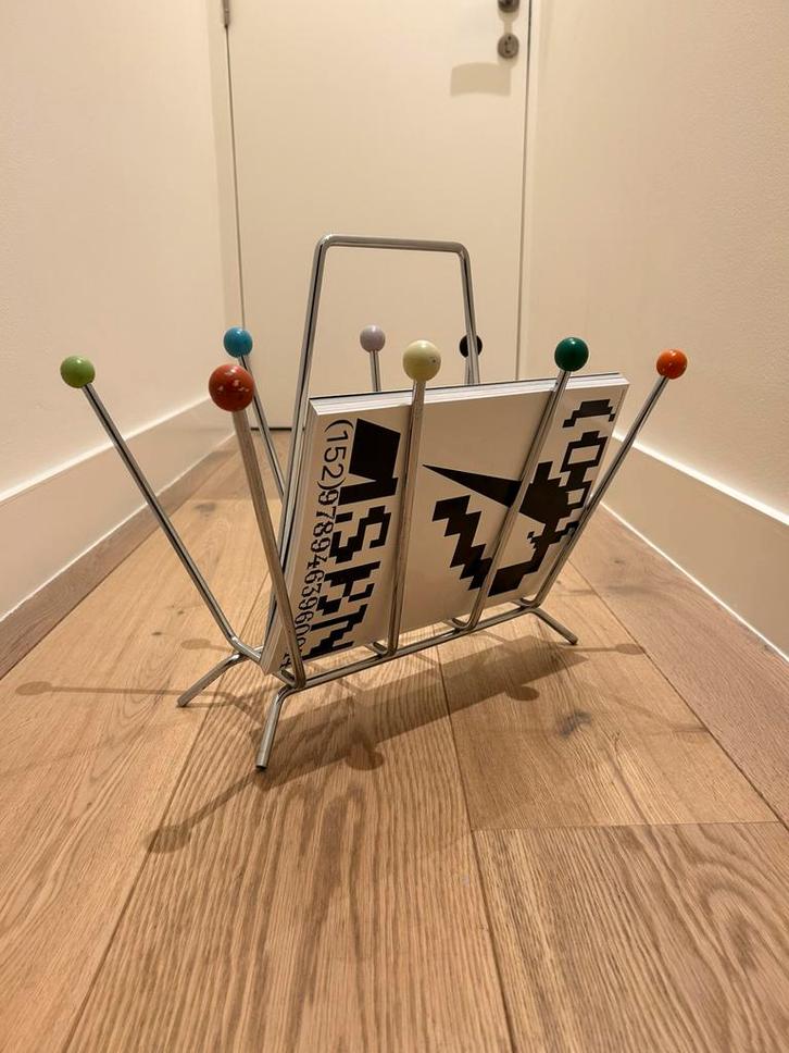 Vintage Sputnik Krantenhouder - Chroom, Huis en Inrichting, Woonaccessoires | Krantenbakken en Lectuurbakken, Gebruikt, Ophalen