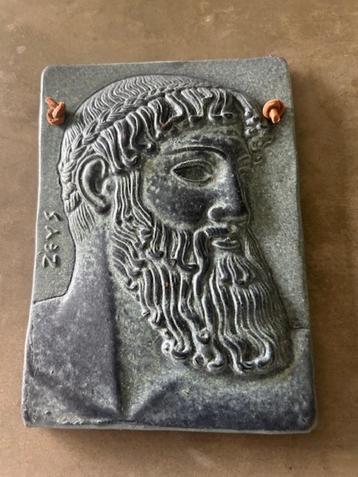 Vintage Clay Jupiter van Griekse Istiea wandtegel beschikbaar voor biedingen