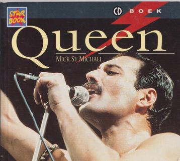 QUEEN - CD Boek – Mick St Michael