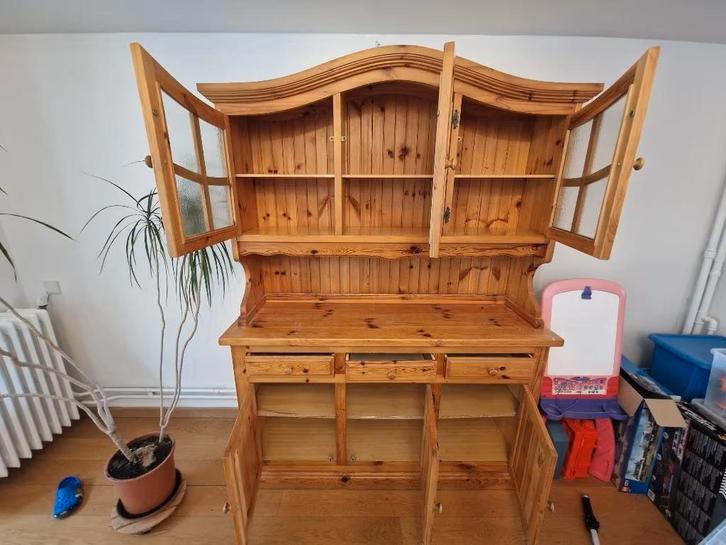 Buffet en pin en bon état - Donnez ce que vous voulez, Maison & Meubles, Armoires | Buffets, Utilisé, 150 à 200 cm, 100 à 150 cm