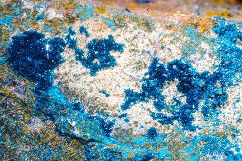 Zéér zeldzame CLINOCLAAS kristallen uit Nevada, USA., Verzamelen, Mineralen en Fossielen, Mineraal, Ophalen of Verzenden