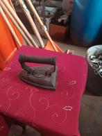 2026023: antiek strijkijzer, Ophalen of Verzenden