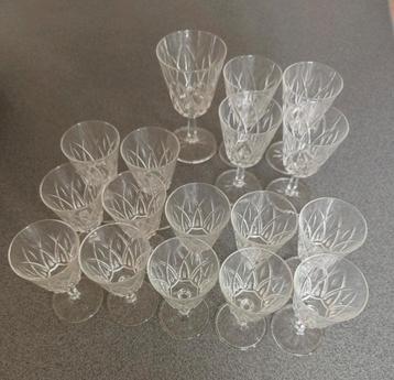 Set de verres à vin : prix pour set complet, Enlèvement, Comme neuf