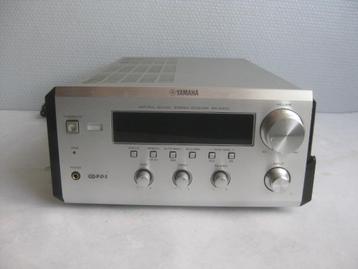 Amplificateur tuner stéréo AM/FM YAMAHA - RX-E400.