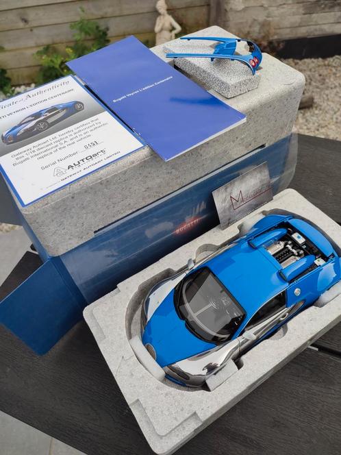 Bugatti Veyron Centenary 1/18 Autoart Signature, Hobby en Vrije tijd, Modelauto's | 1:18, Zo goed als nieuw, Auto, Autoart, Ophalen of Verzenden