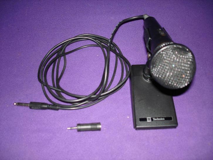 Thomson dynamic microphone M140 met on / off schakelaar., Muziek en Instrumenten, Microfoons, Gebruikt, Zangmicrofoon, Ophalen of Verzenden