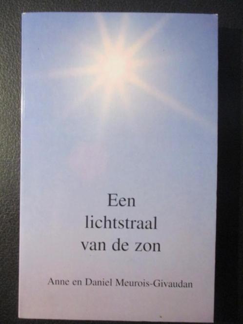Een lichtstraal van de zon, Boeken, Esoterie en Spiritualiteit, Zo goed als nieuw, Achtergrond en Informatie, Ziel of Sterfelijkheid