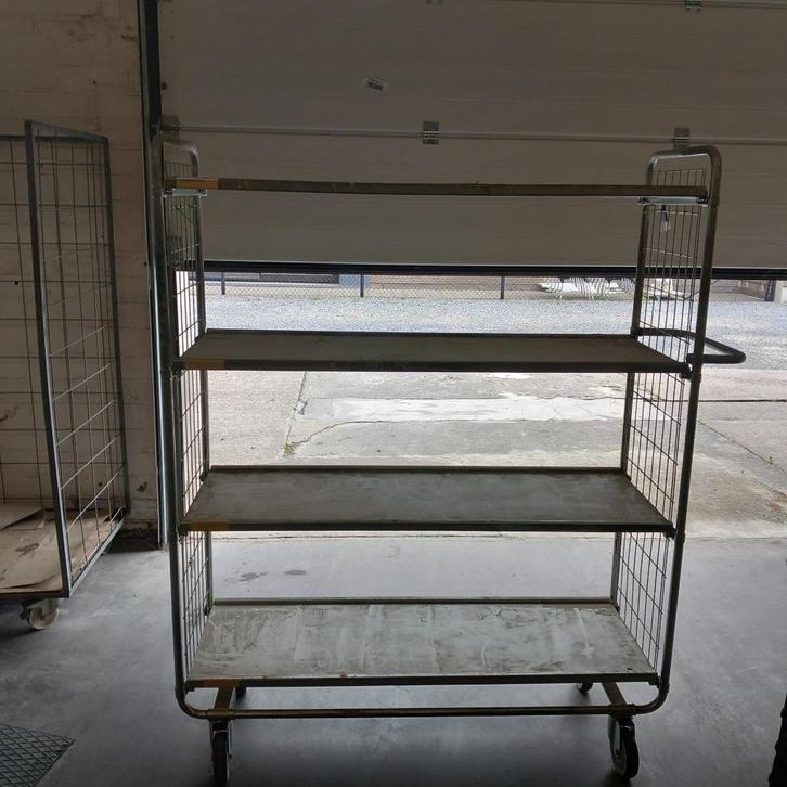 Metalen rek op wielen, Huis en Inrichting, Overige Huis en Inrichting, Gebruikt, Ophalen