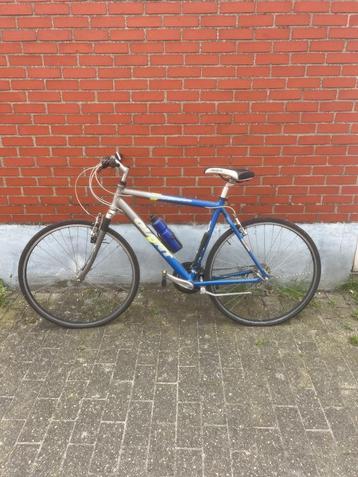 Herenfiets Giant maat 54 Aluminium beschikbaar voor biedingen