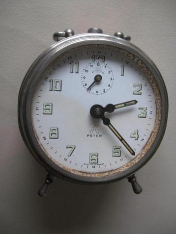 antieke horloge/wekker beschikbaar voor biedingen