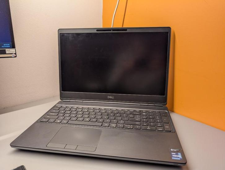 Dell Precision 7560 Intel Xeon, Computers en Software, Windows Laptops, Gebruikt, 15 inch, SSD, 3 tot 4 Ghz, 32 GB, Qwerty, Met videokaart