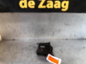 Remklauw (Tang) links-voor van een Peugeot 307 beschikbaar voor biedingen
