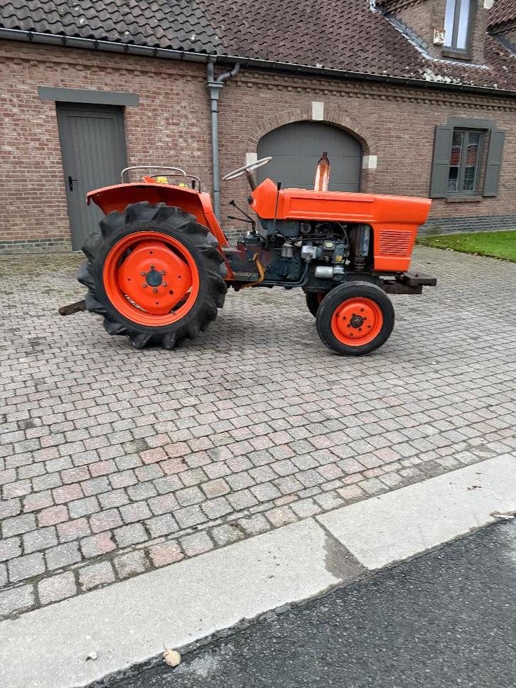 *prachtige Kubota l1500 18pk trekhaak wiel en frontgewichte*, Zakelijke goederen, Landbouw | Onroerend goed, Ophalen