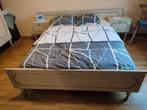 Bed + 2 nachtkastjes + kast met spiegel, Huis en Inrichting, Ophalen