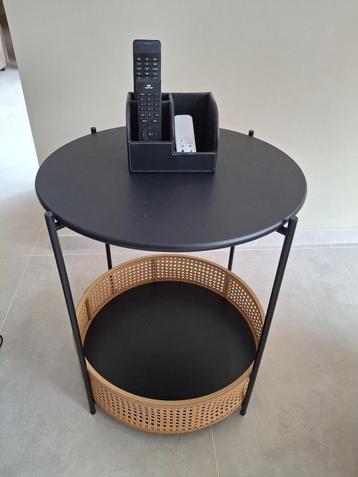 TAFEL, Huis en Inrichting, Tafels | Salontafels, Ophalen, Zo goed als nieuw, Overige materialen, 50 tot 75 cm