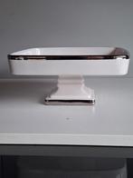 Vierkante sierschaal op voet  J- Line, Antiek en Kunst, Ophalen, Keramiek of Aardewerk