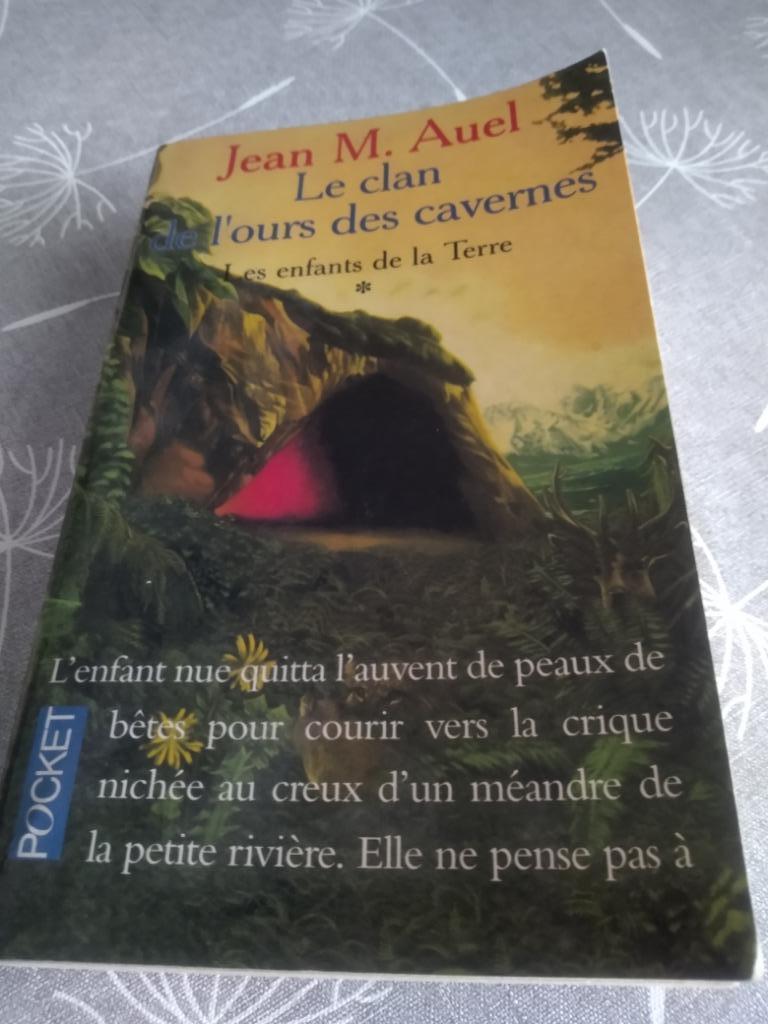Les enfants de la terre, Livres, Enlèvement ou Envoi