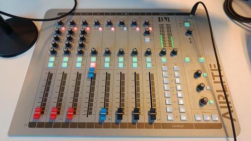 table de mixage radio - D&R AIRLITE, Muziek en Instrumenten, Mengpanelen, Zo goed als nieuw, 5 tot 10 kanalen, Microfooningang