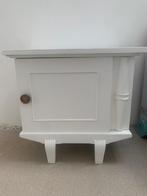 Klassiek nachtkastje, Antiek en Kunst, Ophalen