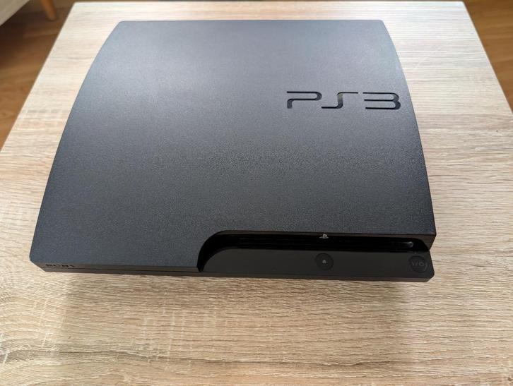 PS3 PlayStation 3 slim + 2 manettes, Games en Spelcomputers, Spelcomputers | Sony PlayStation 3, Gebruikt, Slim, 160 GB, Met 2 controllers
