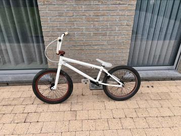 Bulls Novice BMX 20’’ disponible aux enchères