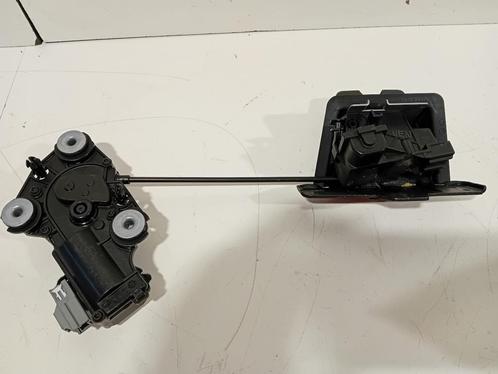 SLOTVANGER ACHTERKLEP ELEKTR. Volvo XC40 (XZ) (31440998), Auto-onderdelen, Carrosserie, Achterklep, Volvo, Gebruikt