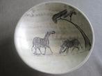 Magnifique bol en albâtre avec motif animalier, Antiquités & Art, Enlèvement ou Envoi