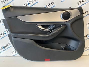 Portierbekleding 4Deurs links-voor van een Mercedes C-Klasse beschikbaar voor biedingen