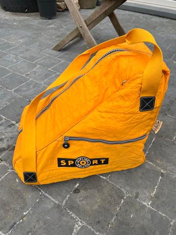 Sporttas Kipling voor skeelers/schaatsen/ski-snowboardboots, Ophalen of Verzenden, Zo goed als nieuw
