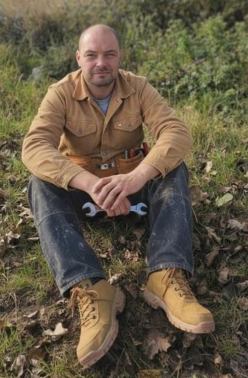 Oostkamp klusjesman beschikbaar voor biedingen