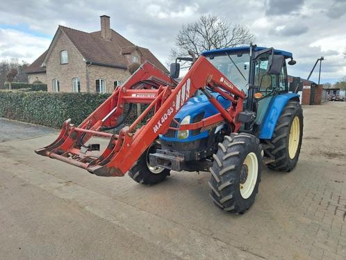 New Holland T5040 met frontlader, Zakelijke goederen, Landbouw | Tractoren, 5000 tot 7500, New Holland, 80 tot 120 Pk, Gebruikt