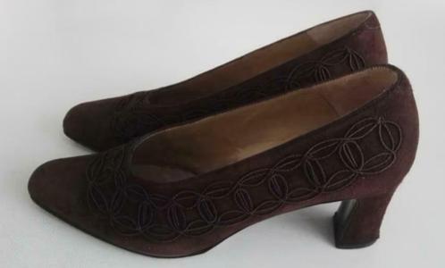 chaussures pour femmes taille 39 marron avec talon - très jo, Vêtements | Femmes, Chaussures, Porté, Escarpins, Brun, Enlèvement ou Envoi