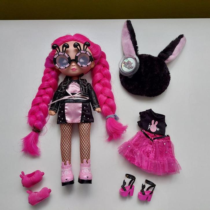 Na Na Na Surprise pop black bunny, Kinderen en Baby's, Speelgoed | Poppen, Zo goed als nieuw, Babypop, Ophalen of Verzenden