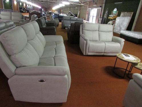 Nieuw stoffen salon 3ERER + 2 zit vast 1650 euro., Huis en Inrichting, Zetels | Zetels en Chaises Longues, Nieuw, Ophalen