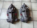Twee afrikaanse maskers, Antiek en Kunst, Kunst | Beelden en Houtsnijwerken, Ophalen