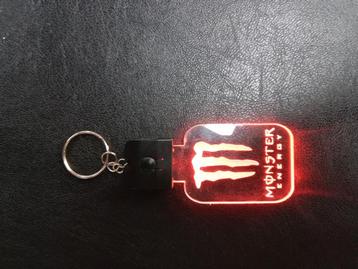 RGB sleutelhanger Monster beschikbaar voor biedingen