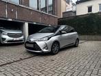 Toyota Yaris Hybrid 1.5 VVT-i Y20 Club / AUTO / GPS & BT, Auto's, Toyota, 3 cilinders, Zilver of Grijs, 92 g/km, Te koop