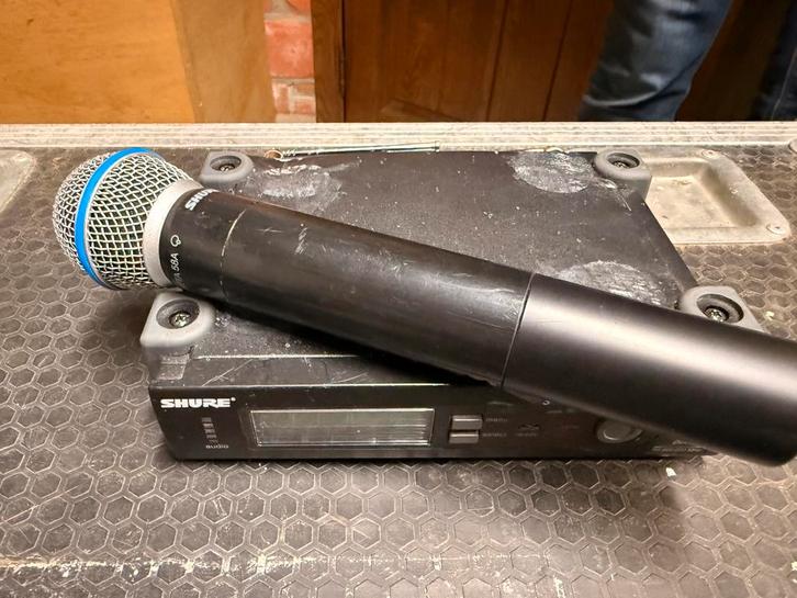 2 Shure SLX2 draadloze handheld microfoons, Musique & Instruments, Microphones, Enlèvement